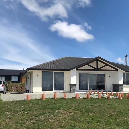 Tesoro Villa Lake Tekapo Bagian luar foto