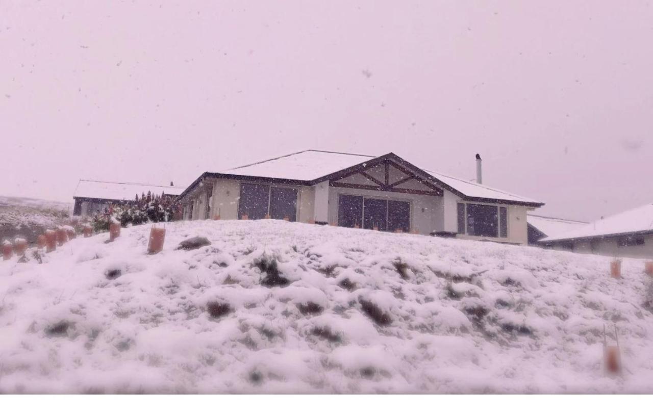 Tesoro Villa Lake Tekapo Bagian luar foto